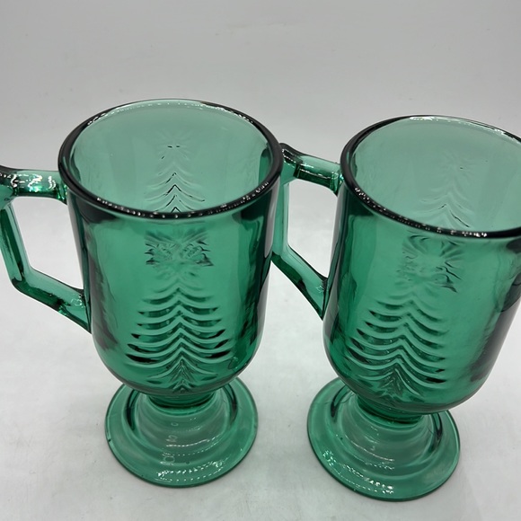 VTG Set of 2 Green Glass Mugs - Picture 2 of 4